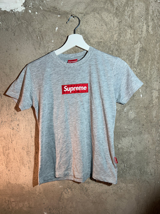 Supreme Shirt (XS)