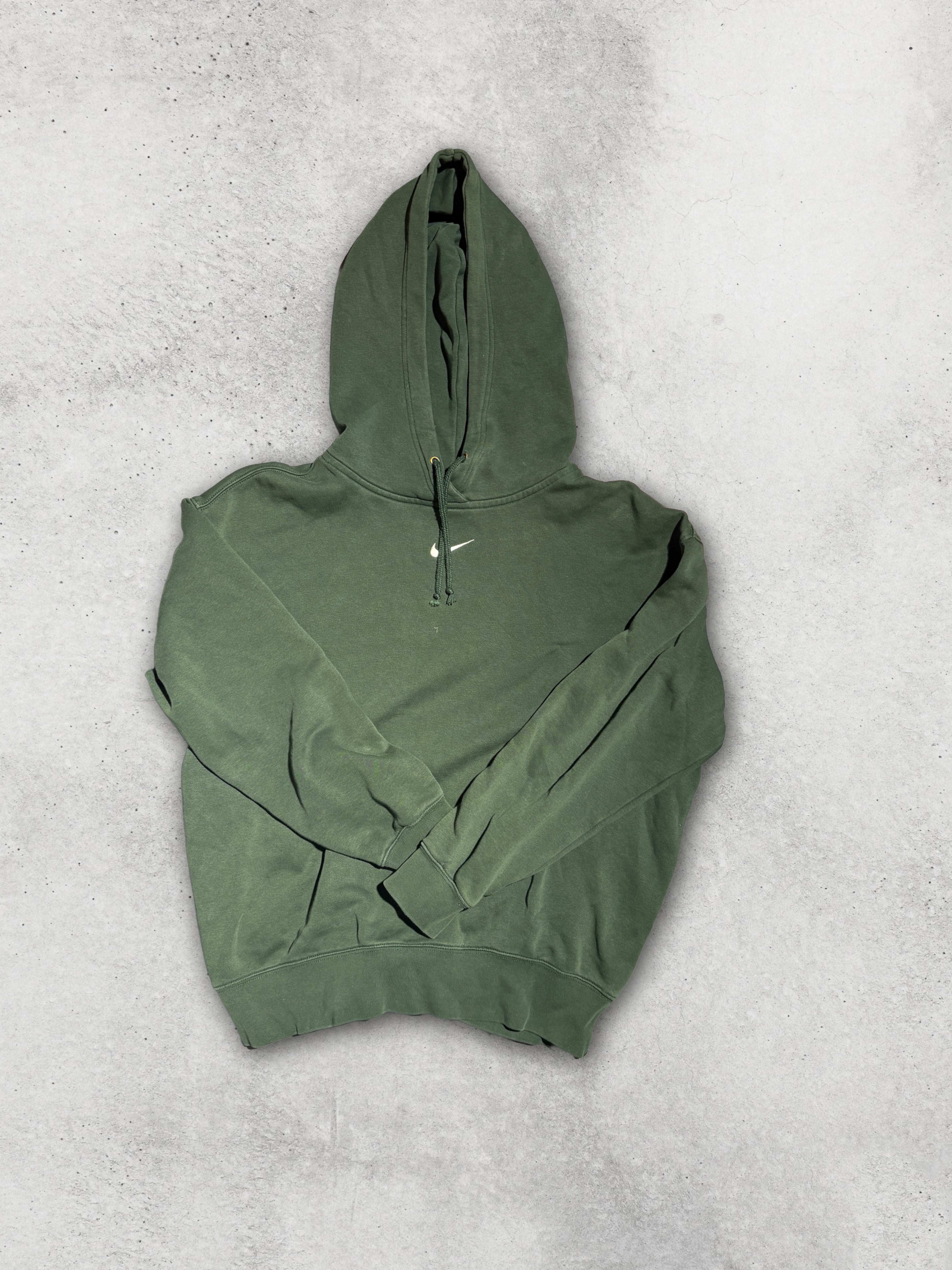 green nike vintage hoodie